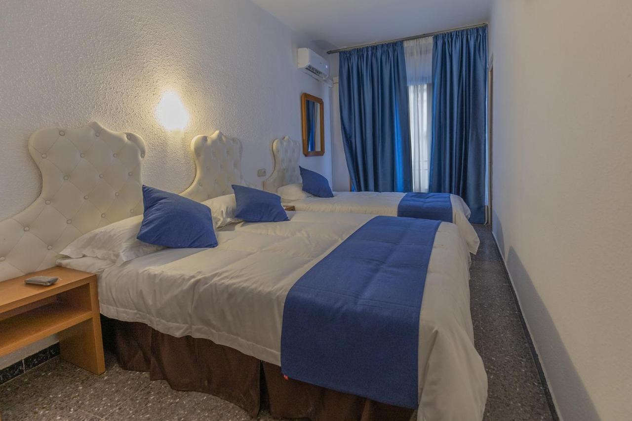 Hotel Vila Calella Pokoj fotografie